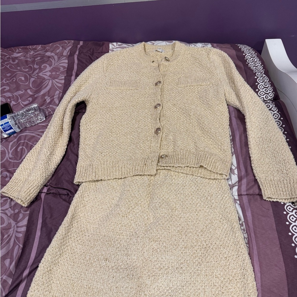 H&M Beige Textured Cardigan